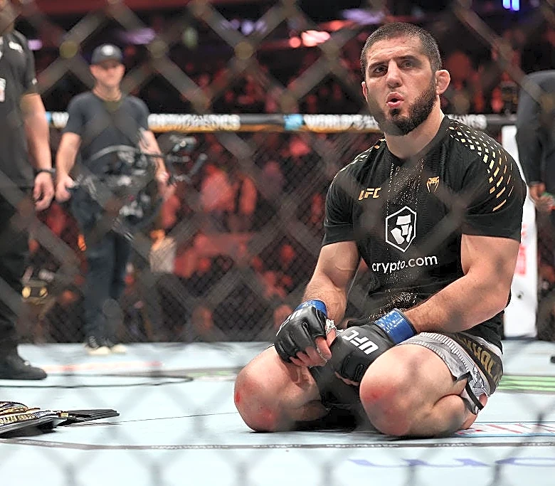 Dana White: Islam Makhachev 'on the right path' to become UFC GOAT