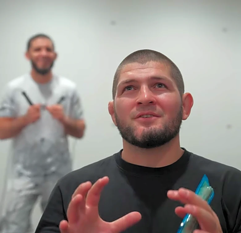 UFC 330 'Embedded,' No. 4: 'Philly cheesecake or cheesesteak?'