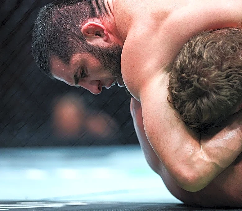 Alexander Volkanovski: Islam Makhachev 'can definitely' submit Ian Machado Garry