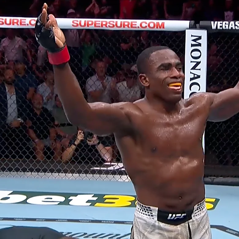 UFC 330 video: Jeremiah Wells sleeps Myktybek Orolbai in electrifying shocker