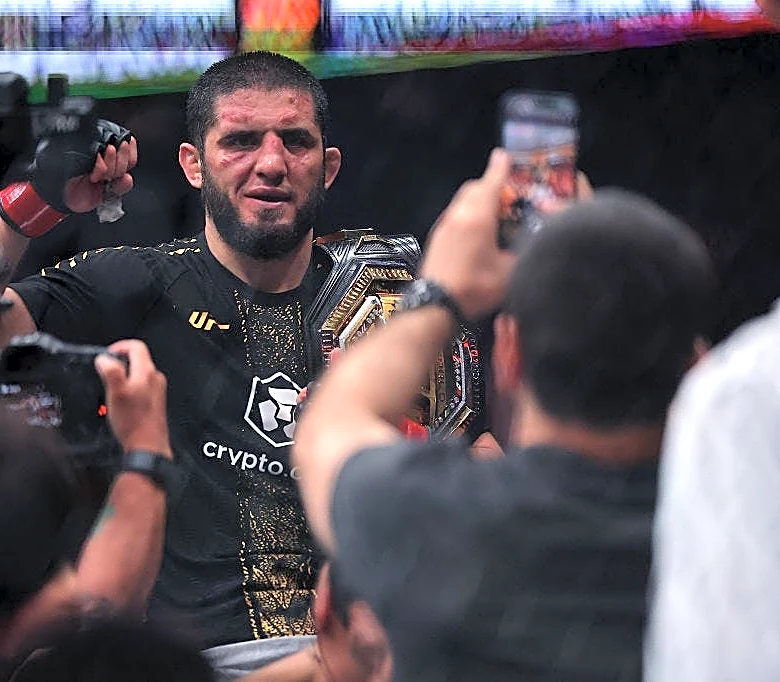 Joe Rogan isn't sure Islam Makhachev can handle welterweights with 'nuclear power'