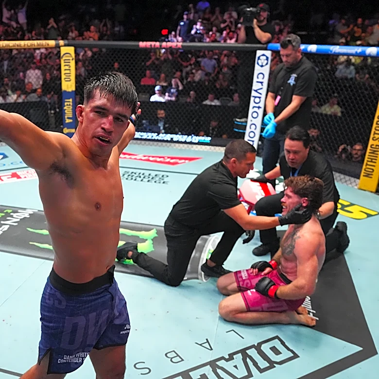 DWCS video: Cristian Perez redeems himself with big TKO of Logan Paxton