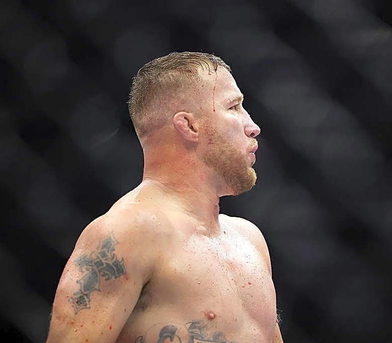 Justin Gaethje would entertain Conor McGregor fight but doubts it happens