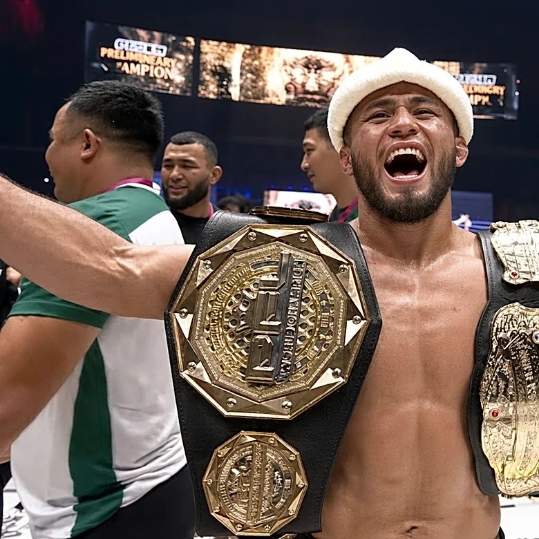 Super RIZIN 5 results: Razhabali Shaydullaev outworks A.J. McKee, claims Rizin, PFL belts
