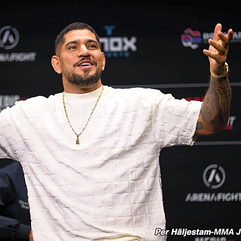 UFC Hall of Famer says Alex Pereira 'a bit of a sore loser' about Ciryl Gane loss