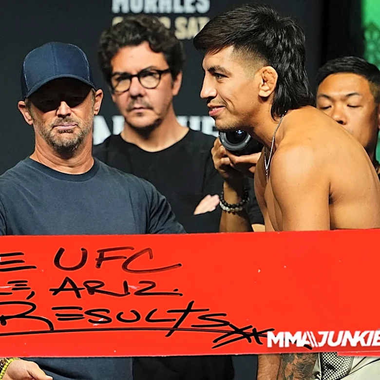 Noche UFC live updates: Jean Silva-Jose Delgado round-by-round results