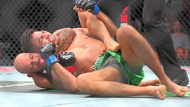 Noche UFC results: Jean Silva taps Jose Delgado with one-armed choke