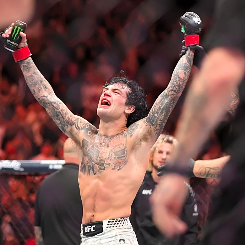 Chris Weidman makes case for rising UFC star Tommy McMillen against a top guy