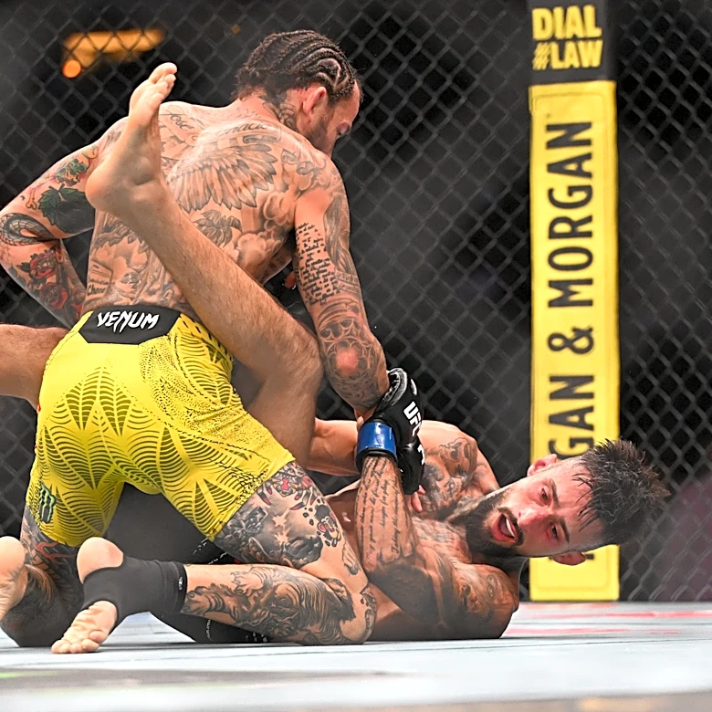 UFC 331 video: Marlon Vera creates 'no mas' moment, stops Charles Jourdain