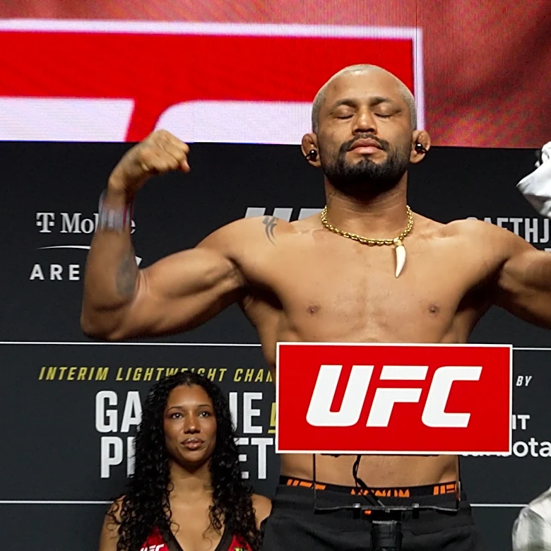 Deiveson Figueiredo vows to KO Joshua Van: 'I will make that weight very easily'