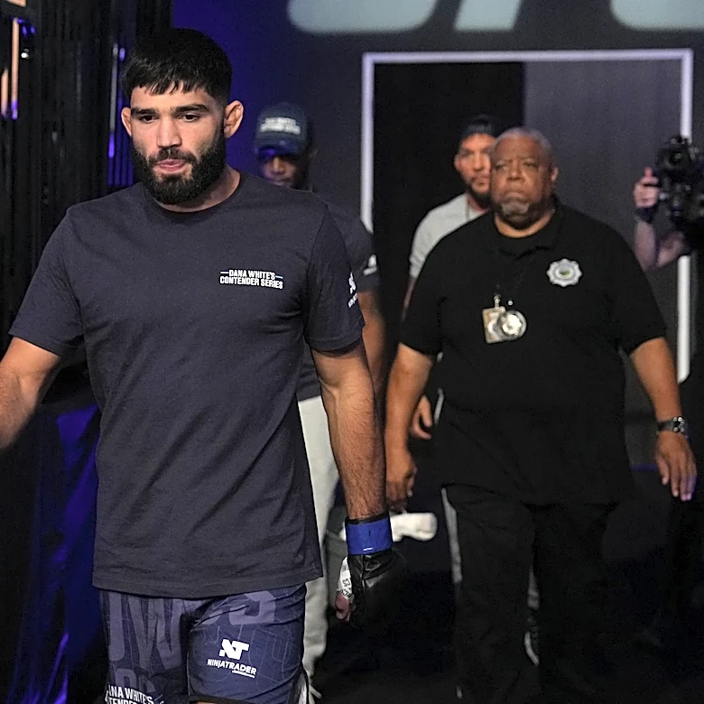 Recent quick DWCS winner books short-notice debut for UFC Edmonton