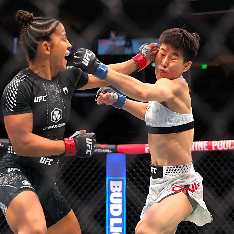 Dana White: UFC 332 headliner 'going to hate herself' on rewatch