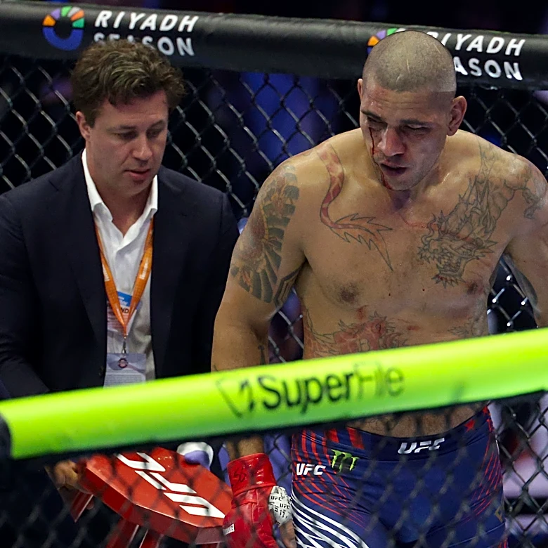 Analyst wonders if UFC 335 could be 'the end of Alex Pereira'
