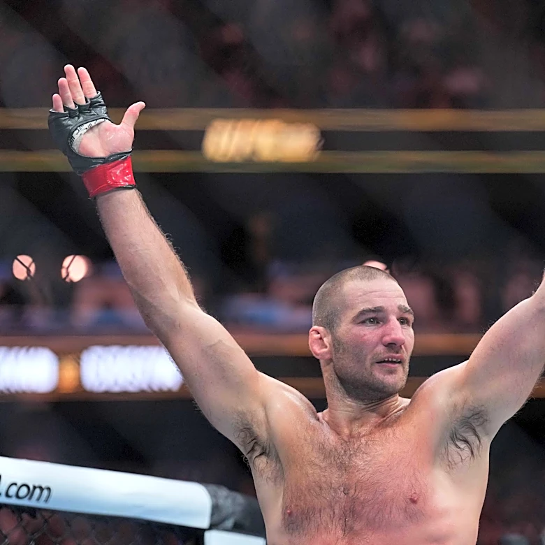 Sean Strickland ponders vacating UFC title, departing promotion over pay dispute