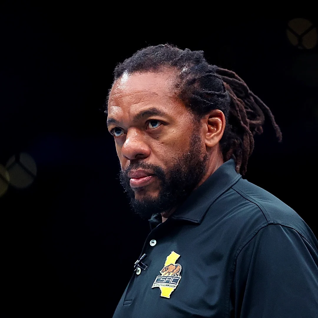 UFC contender: 'I love Herb Dean, end of story'
