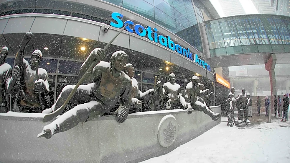 UFC 336 official for Jan. 30 in Toronto