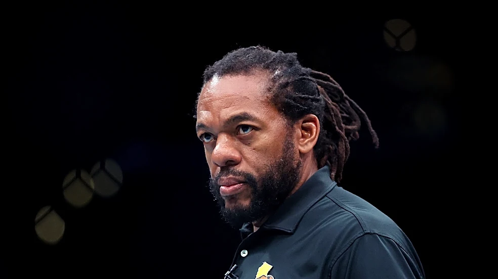 Alex Pereira explains why he now feels bad for Herb Dean at UFC events