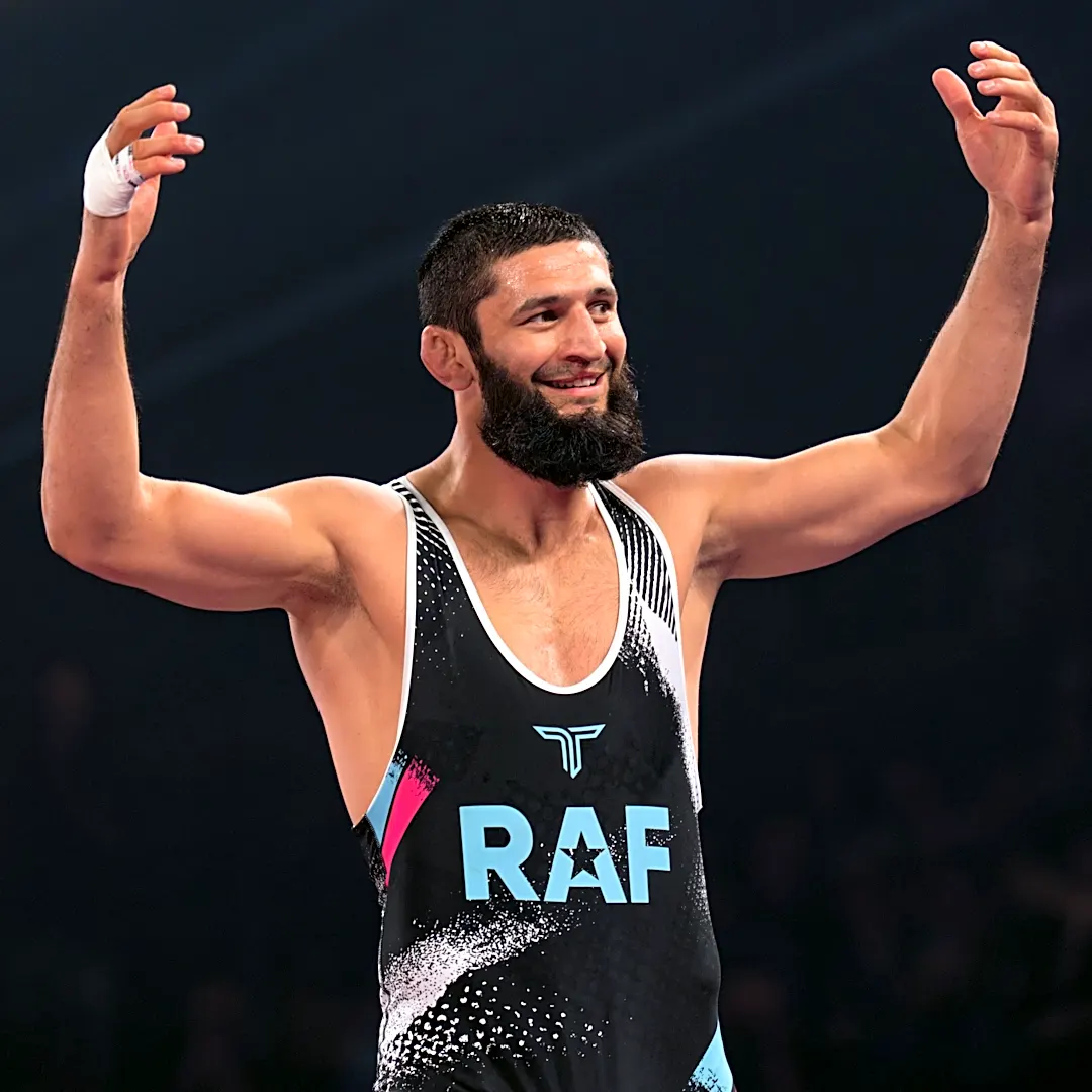 Khamzat Chimaev reacts to Arman Tsarukyan-Dillon Danis brawl: 'When he's alone, he never talks'