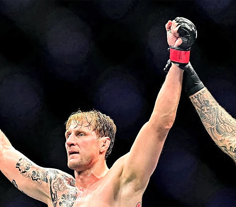 Alexander Volkov happy he's now able to connect with English-speaking MMA fan base