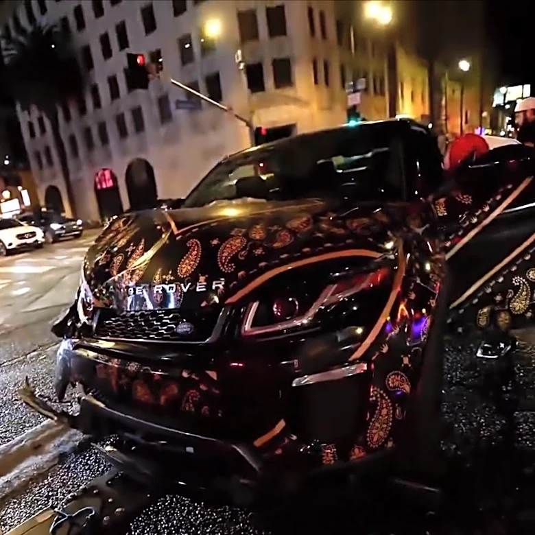 Video: King Green's custom Range Rover totaled on live stream