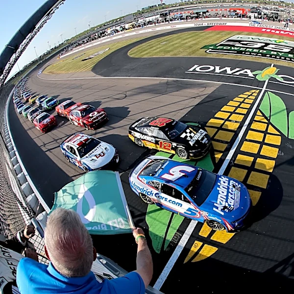 NASCAR reveals green-flag times for Iowa in August 2026