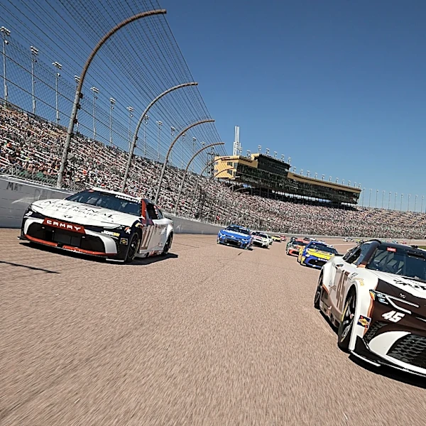 NASCAR odds for Cup Series race at Kansas in 2026 Chase