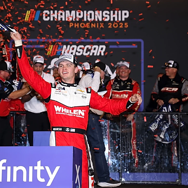 Jesse Love enters pivotal Chase race at Martinsville with title lead