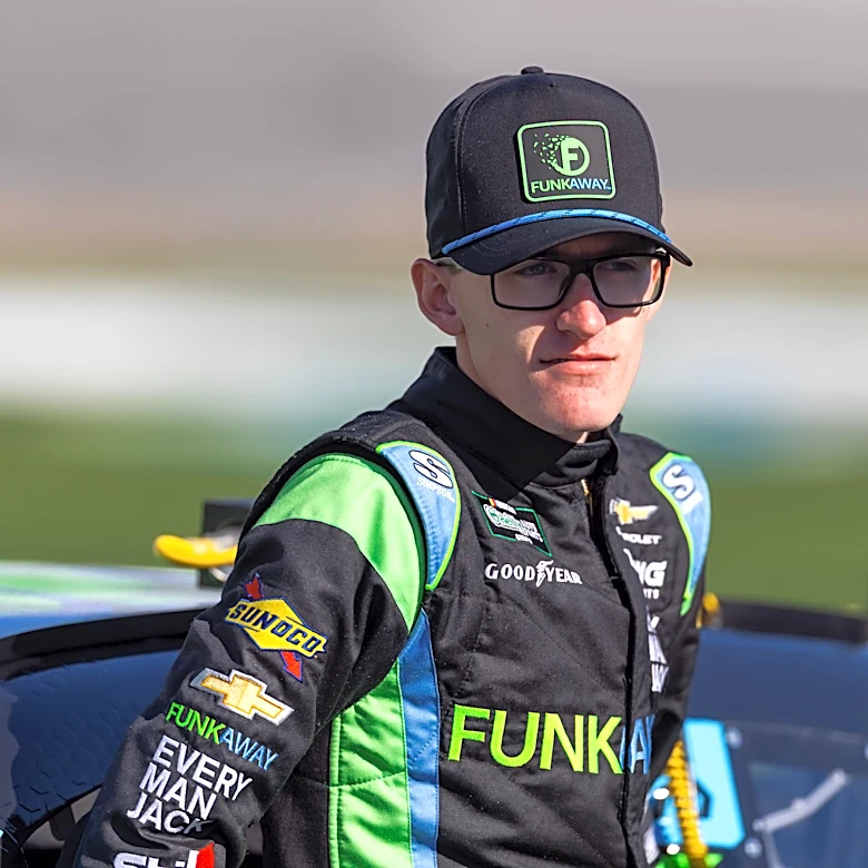 Parker Retzlaff returns to Viking Motorsports for 2027 O'Reilly season
