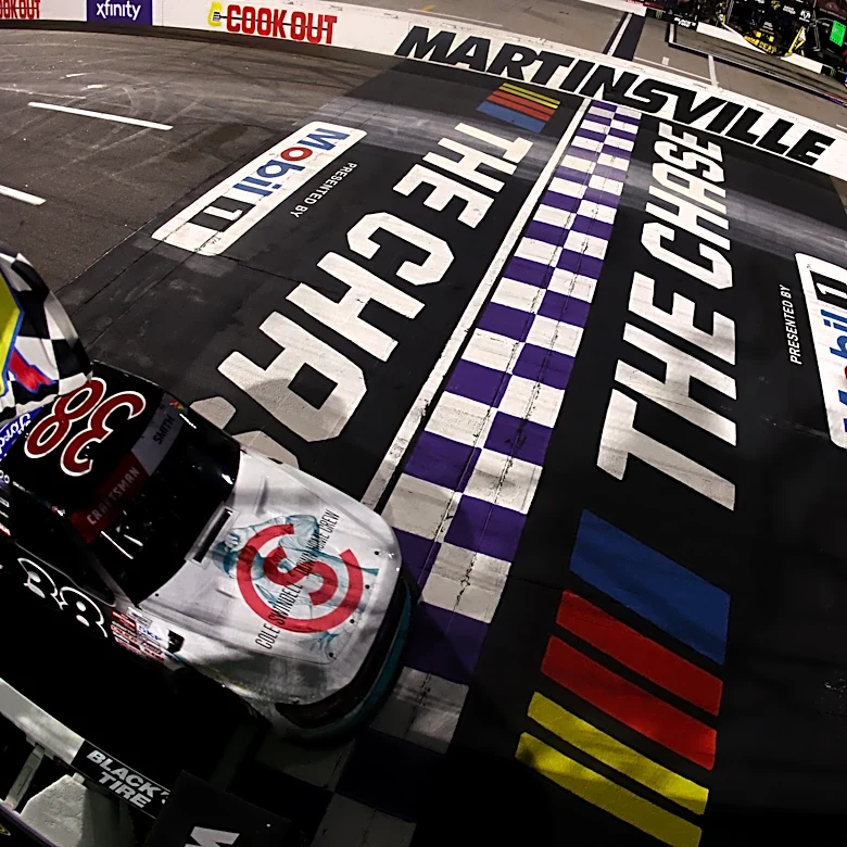 Chandler Smith wins NASCAR Truck race at Martinsville in 2026 Chase