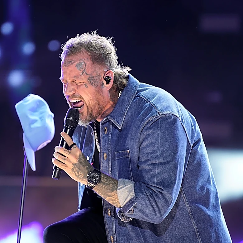 Jelly Roll announces he's taking a touring break post-divorce