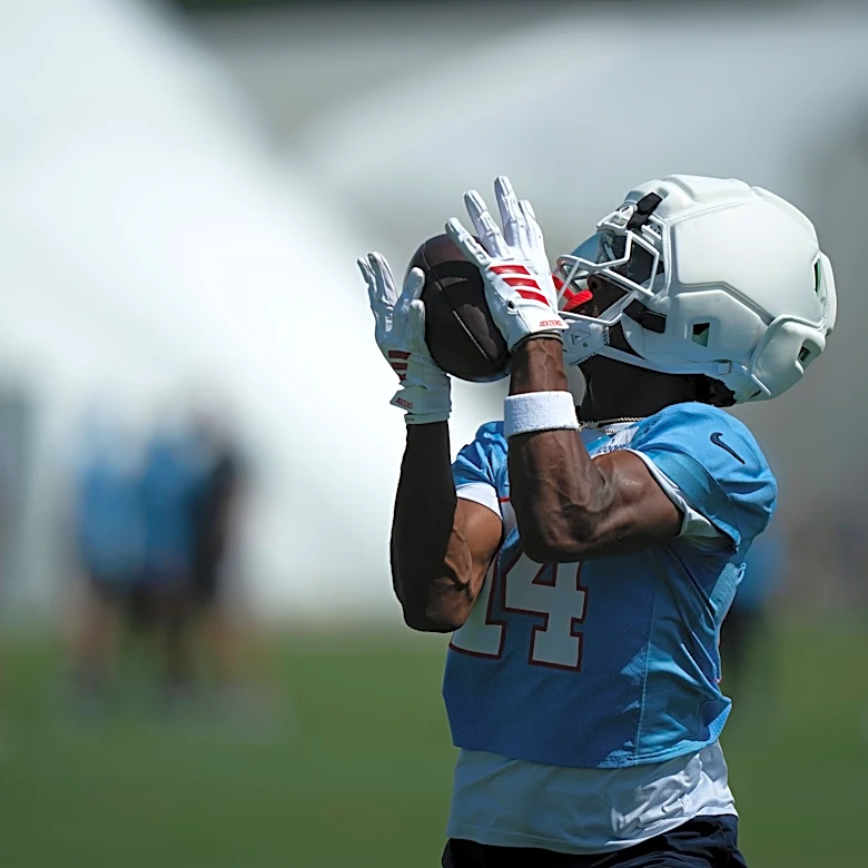 Inside what Carnell Tate is doing to build chemistry with Titans QB Cam Ward