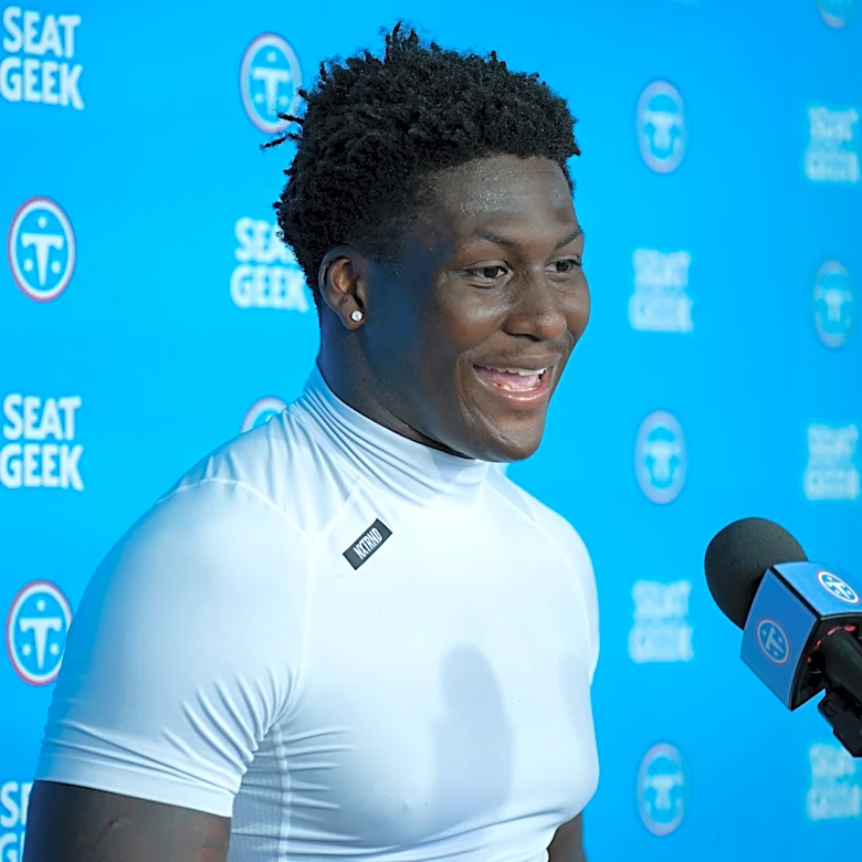No more Mike and Ike? Titans rookie Anthony Hill Jr. cutting candy, learning to cook
