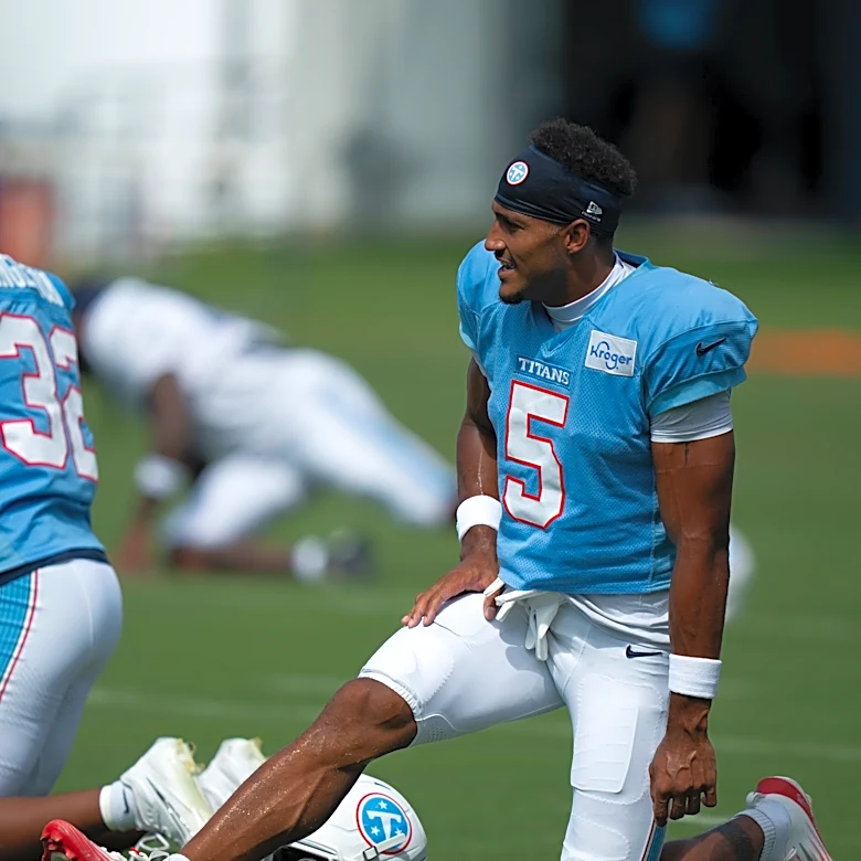 Elic Ayomanor injury update: What to know about Titans WR shoulder status