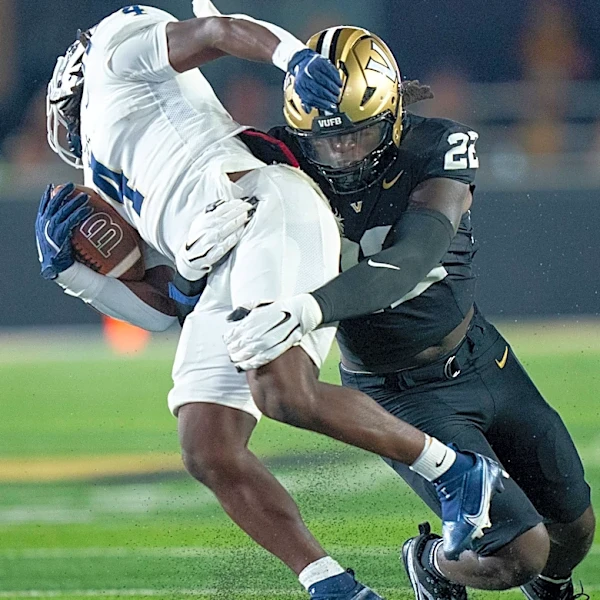 Bryce Cowan evolved as Vanderbilt football leader when he 'refused to be blocked'