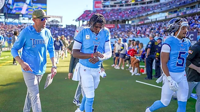 Weather delay at Nissan Stadium for lightning before Titans scrimmage