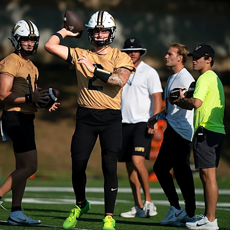 Vanderbilt football QB competition update, how Jared Curtis and Blaze Berlowitz look
