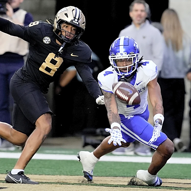 Vanderbilt football safeties blend experience, upside in 2026