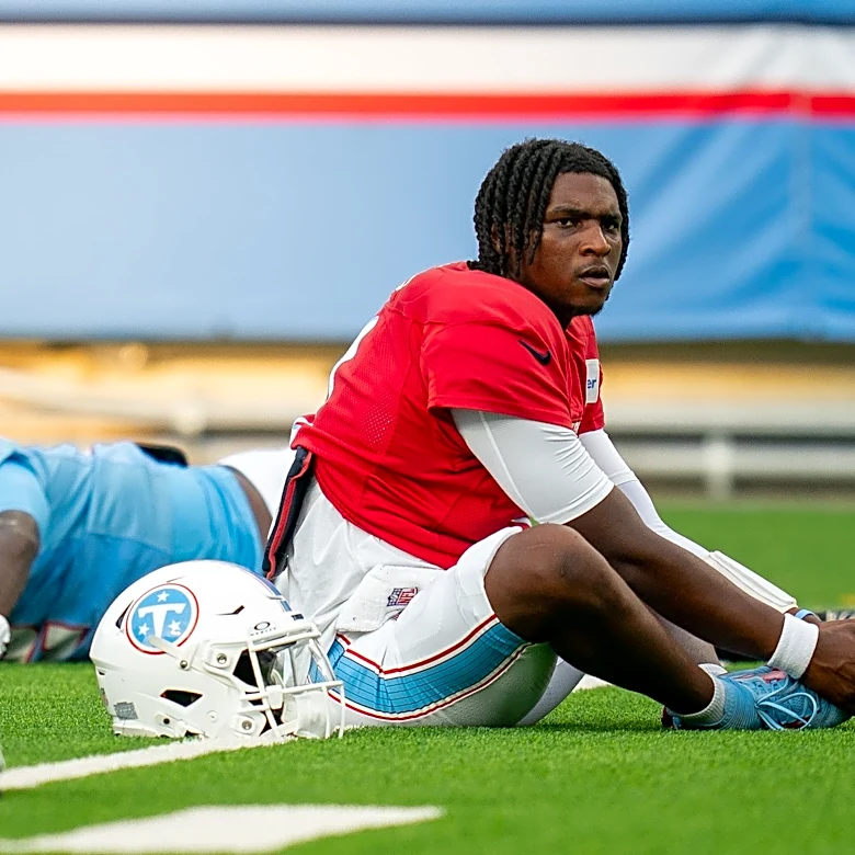 Nashville felt like 110 degrees. Here's how Titans hydration staff pulled off practice