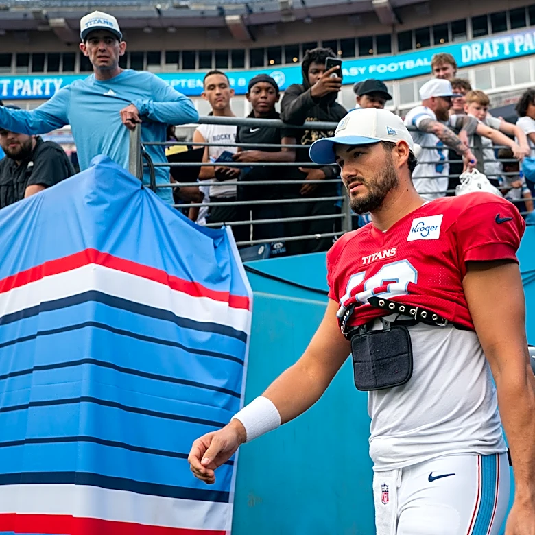 Mitchell Trubisky injury update as Titans QB leaves practice early
