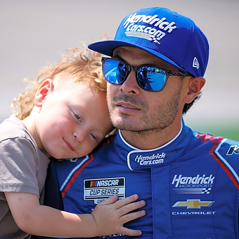What Kyle Larson said about future teammate Connor Zilisch's rookie struggles