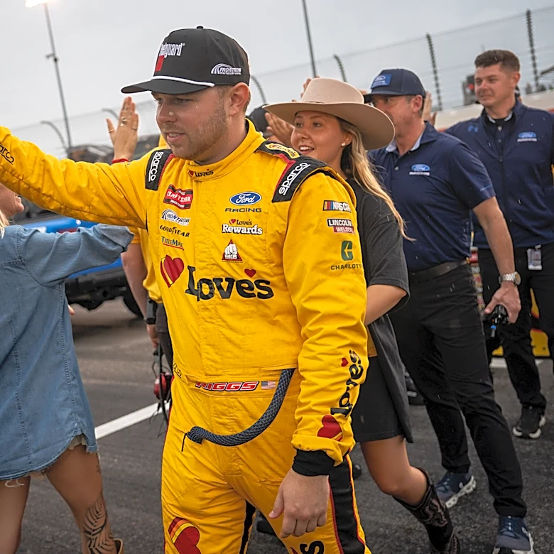 Who won NASCAR Truck Series New Hampshire race? Winner is Layne Riggs, plus full results