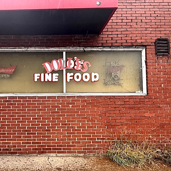 Dino's becomes Dolly's: Nashville restaurants, bars honor Parton