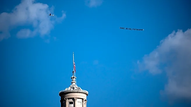A bird? A plane? Dolly Parton Airport banner takes to Nashville skies
