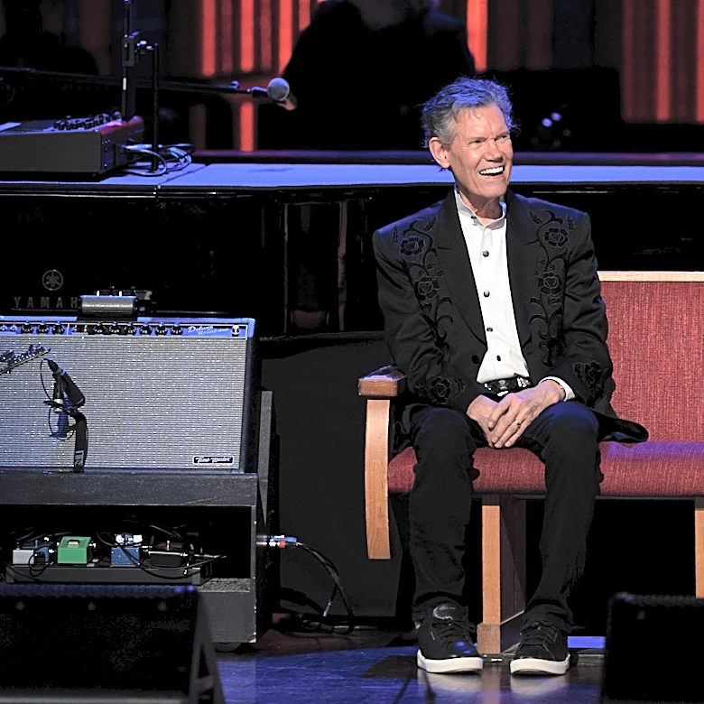 'Same Old Way.' Randy Travis' new album features songs from his past