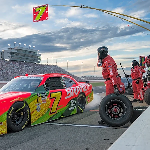 NASCAR O'Reilly Series Darlington race live updates, highlights, leaderboard