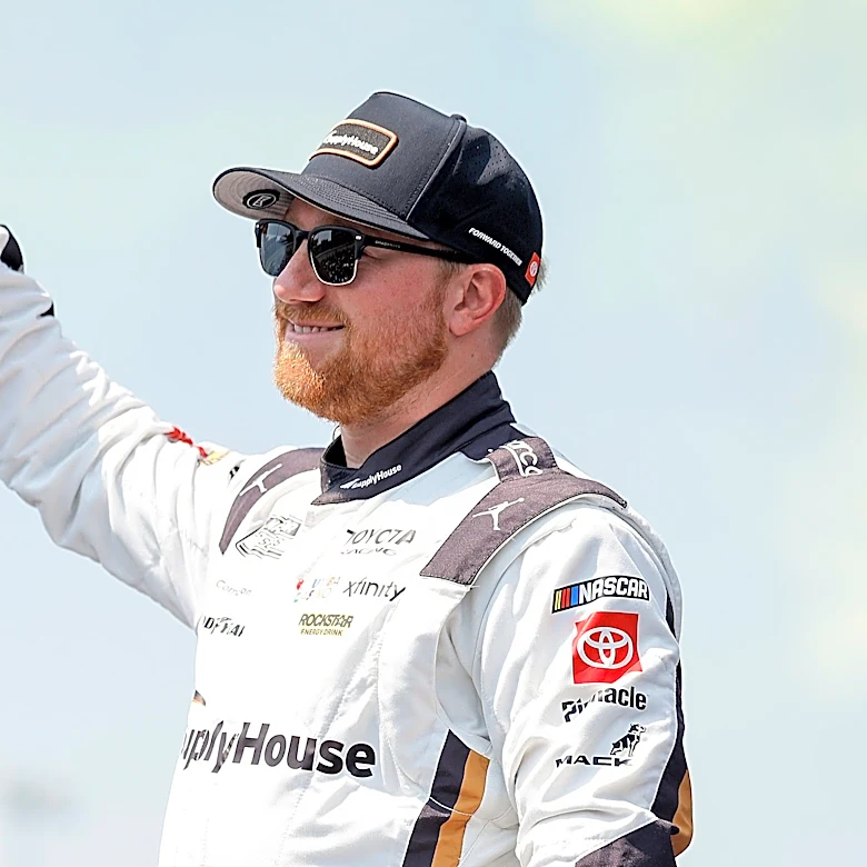NASCAR Darlington qualifying results, Tyler Reddick on Cup Series pole as starting lineup set