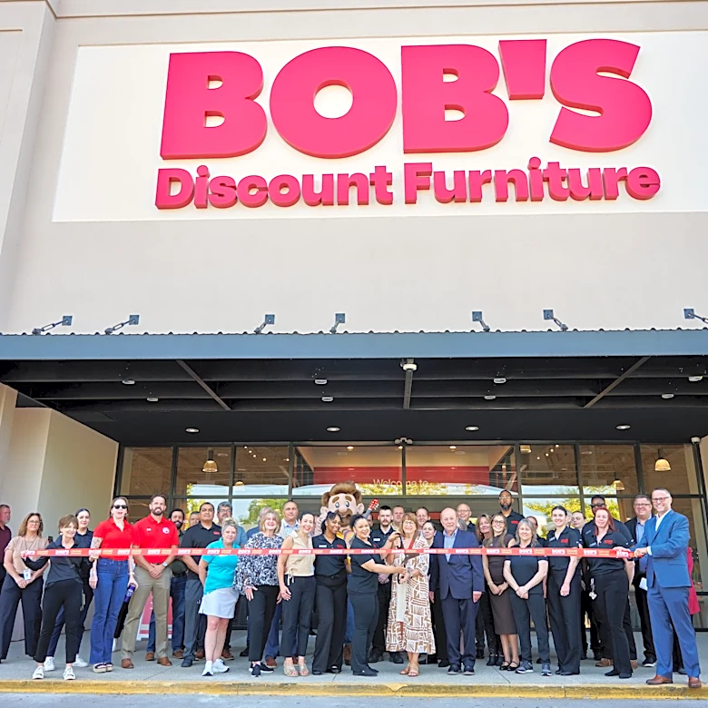 Bob's Discount Furniture opens first store in Franklin