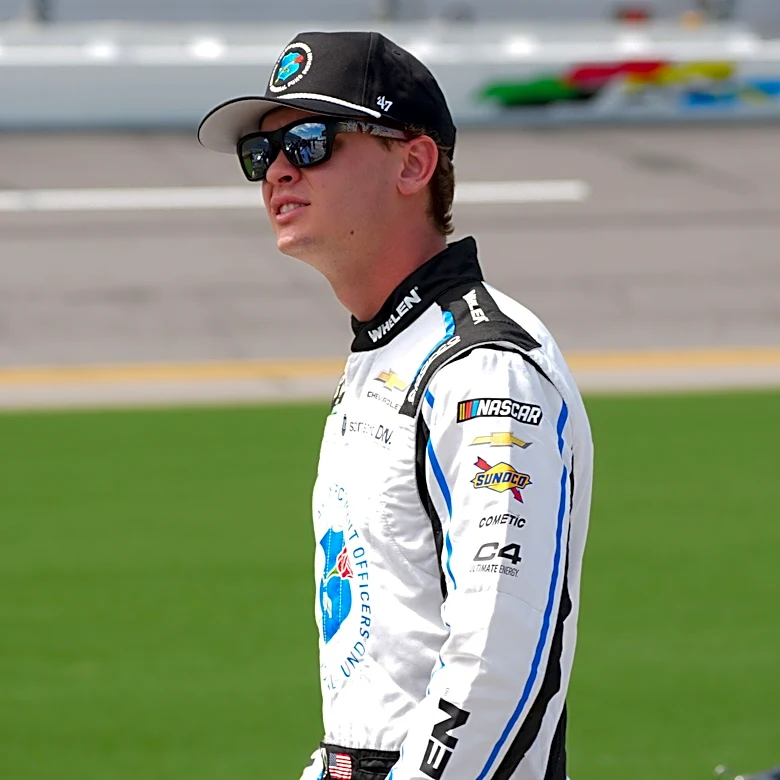 NASCAR O'Reilly Series Gateway race live updates, highlights, leaderboard