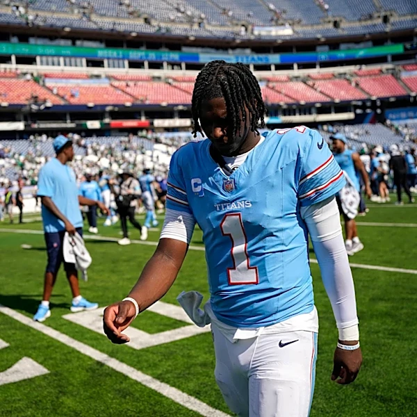 Robert Saleh's Tennessee Titans start looks awfully similar to Titans of old