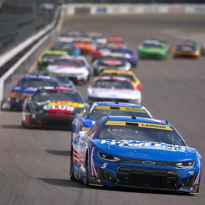 NASCAR Gateway winners, losers as Kyle Larson gets back in victory lane